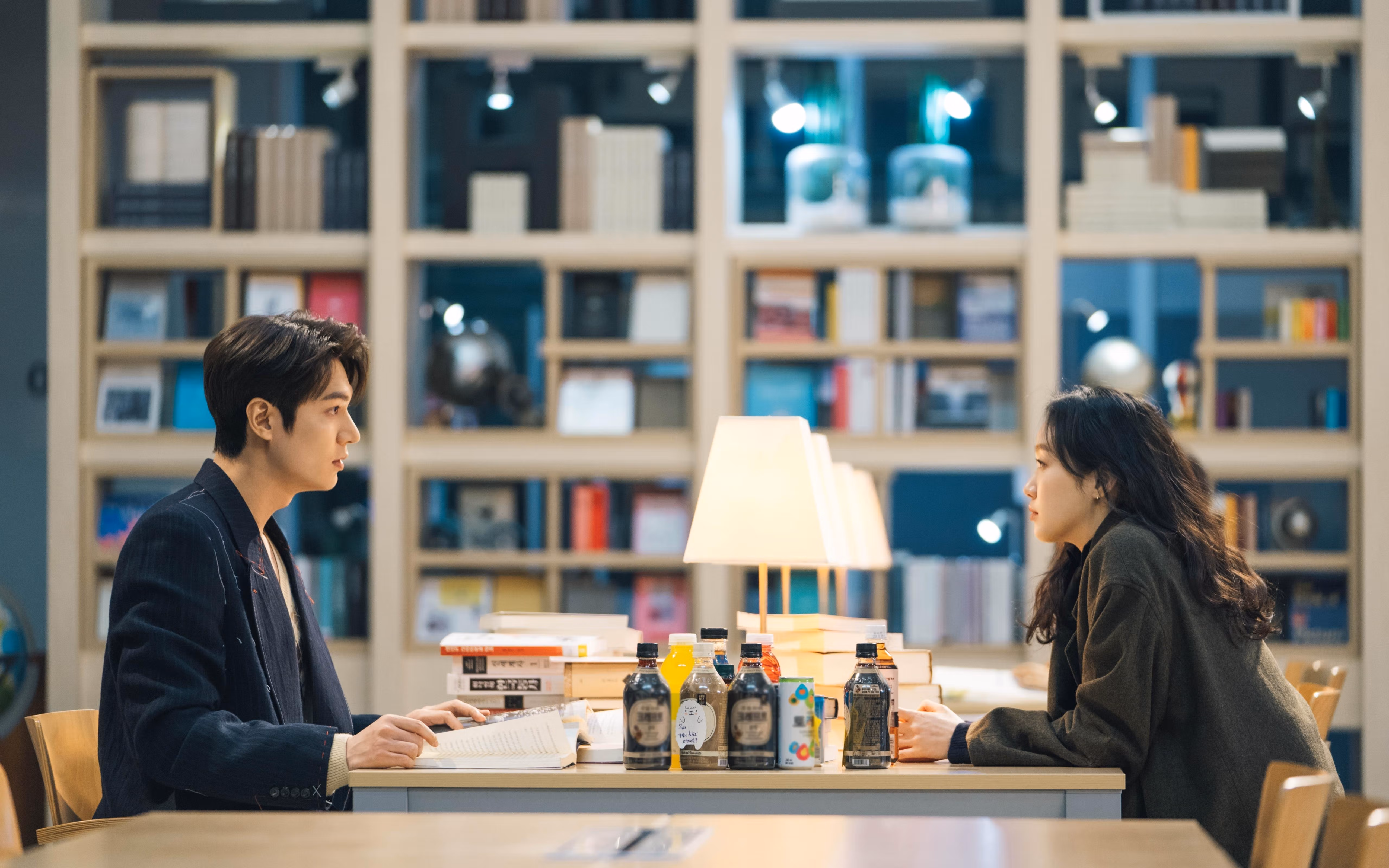 冰球世锦赛：冰面之上的激烈碰撞，冰球世锦赛顶级组