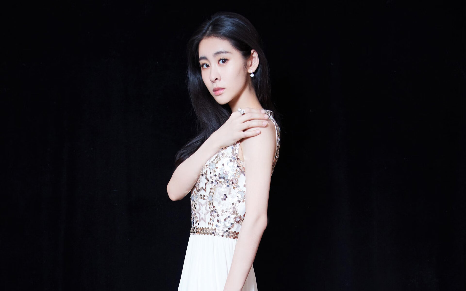 开云平台-AC米兰青训培养出新巨星 引发球迷热议，ac米兰青训出来的巨星