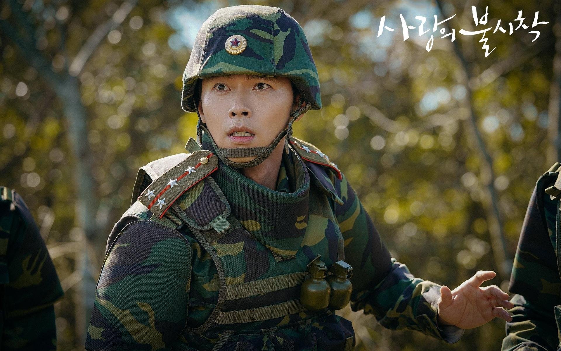 国足搏斗力量胜出，成功晋级国际比赛决赛，国足决战