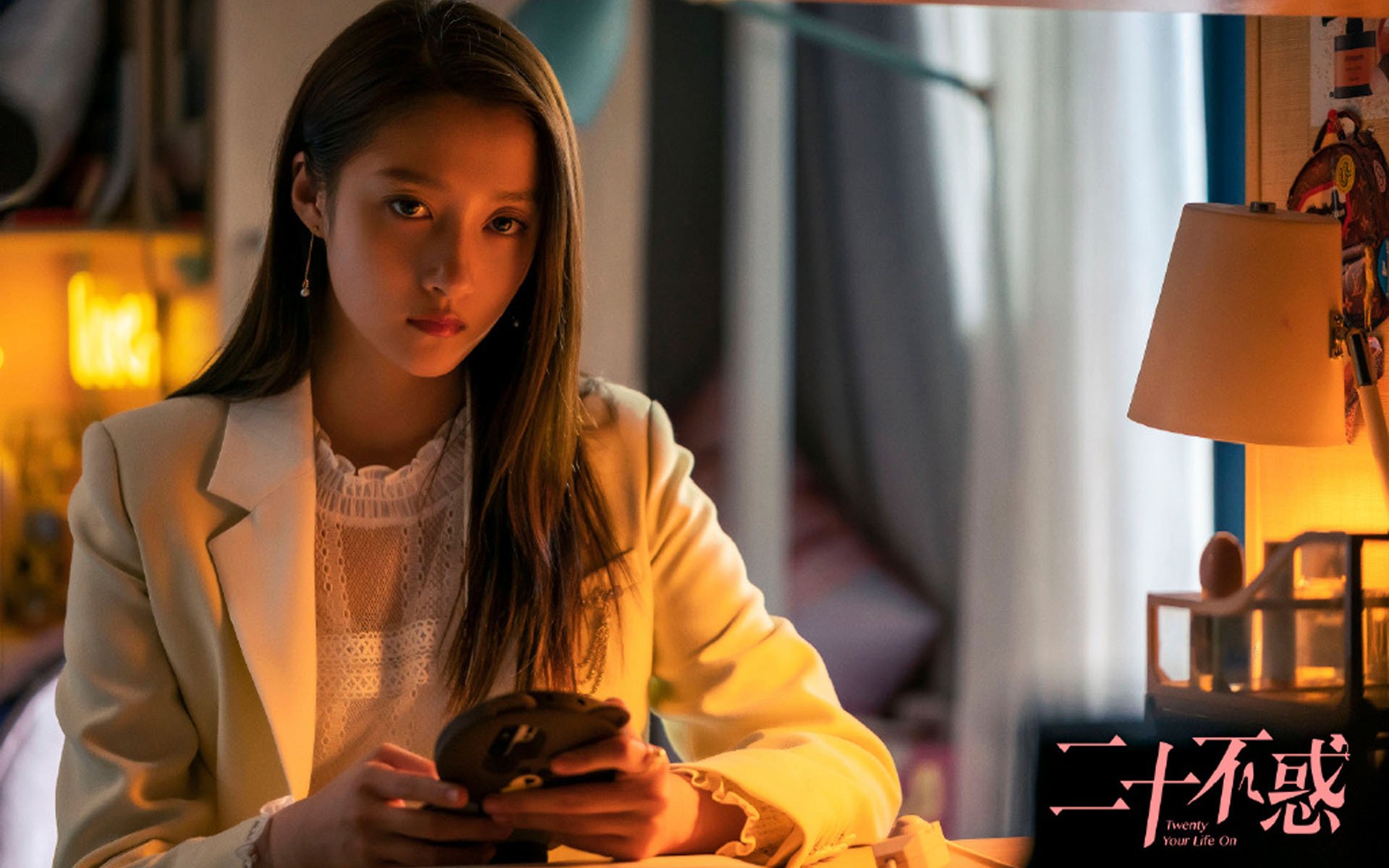 法国队在大赛中提前出线,晋级赛场为之沸腾,法国队的比赛