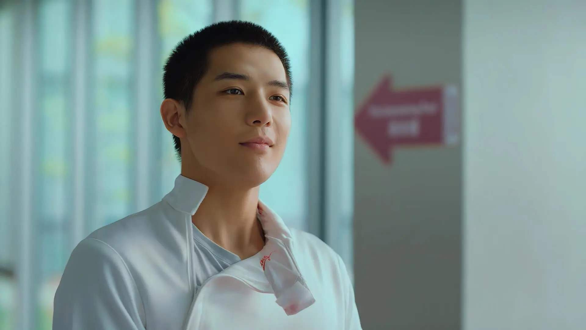 中国男足海外拉练提升控球与防守质量,中国男足在海外效力的球员